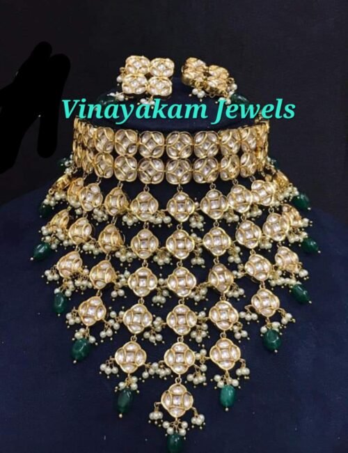 AD stone haar necklace