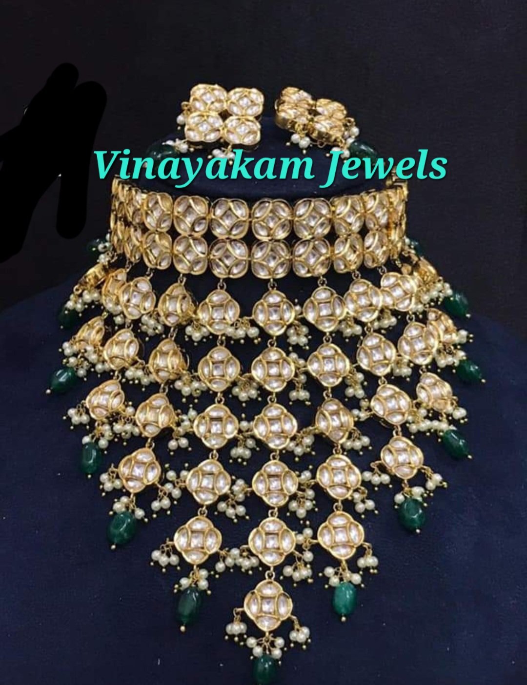 AD stone haar necklace