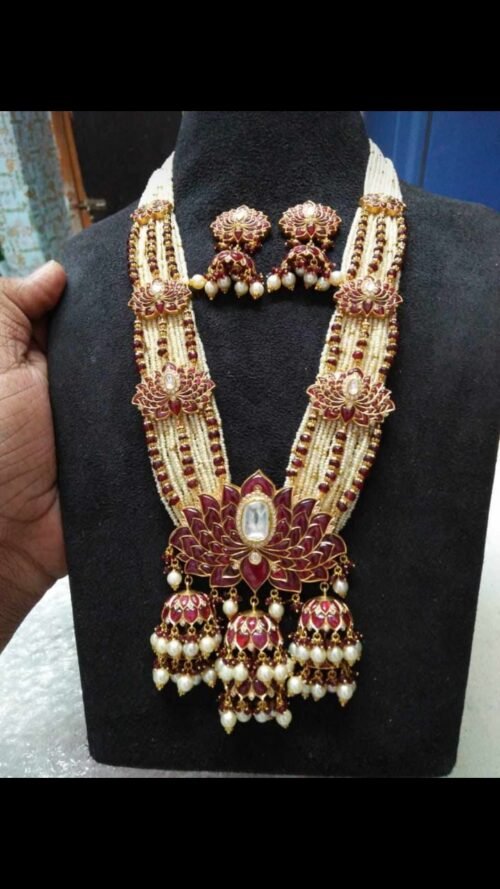 Bridal haar with ethnic choker combo