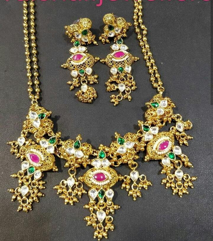 Champagne kundan haar set