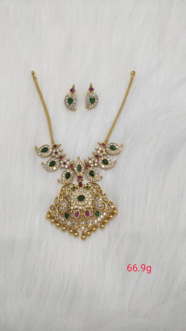 Desi pendant set for saree