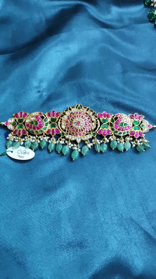 Designer choker for wedding