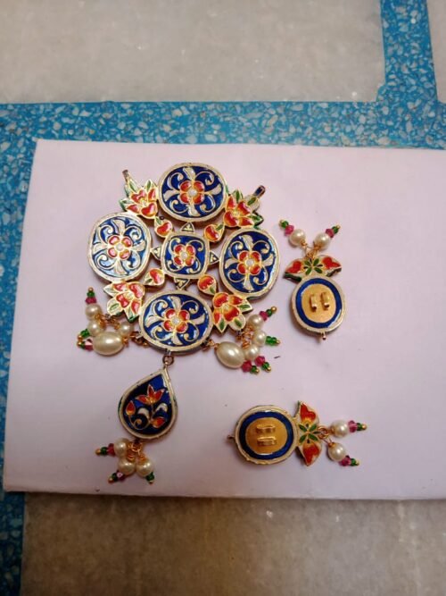 Ethnic pendant jewelry set