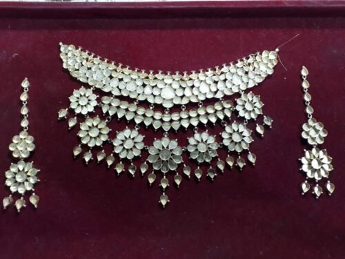 Groom long haar set for sherwani