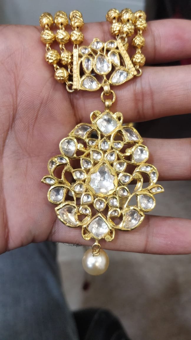 Pendant set for Rakhi gifting