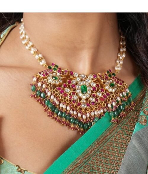 Red beads haar necklace