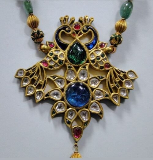 Rose quartz pendant necklace